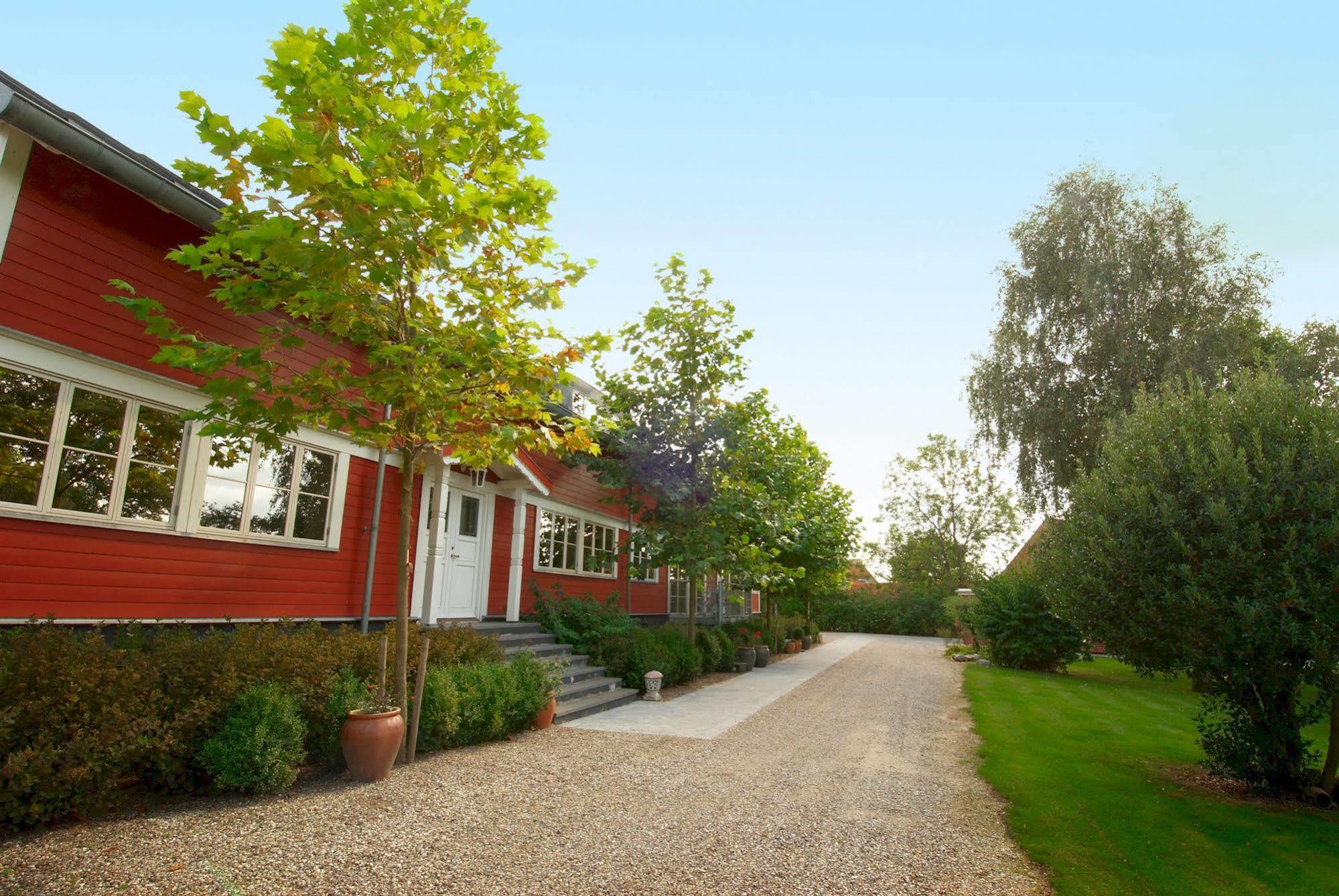 Fjelsted Skov Hotel & Konference Ejby  Exterior photo